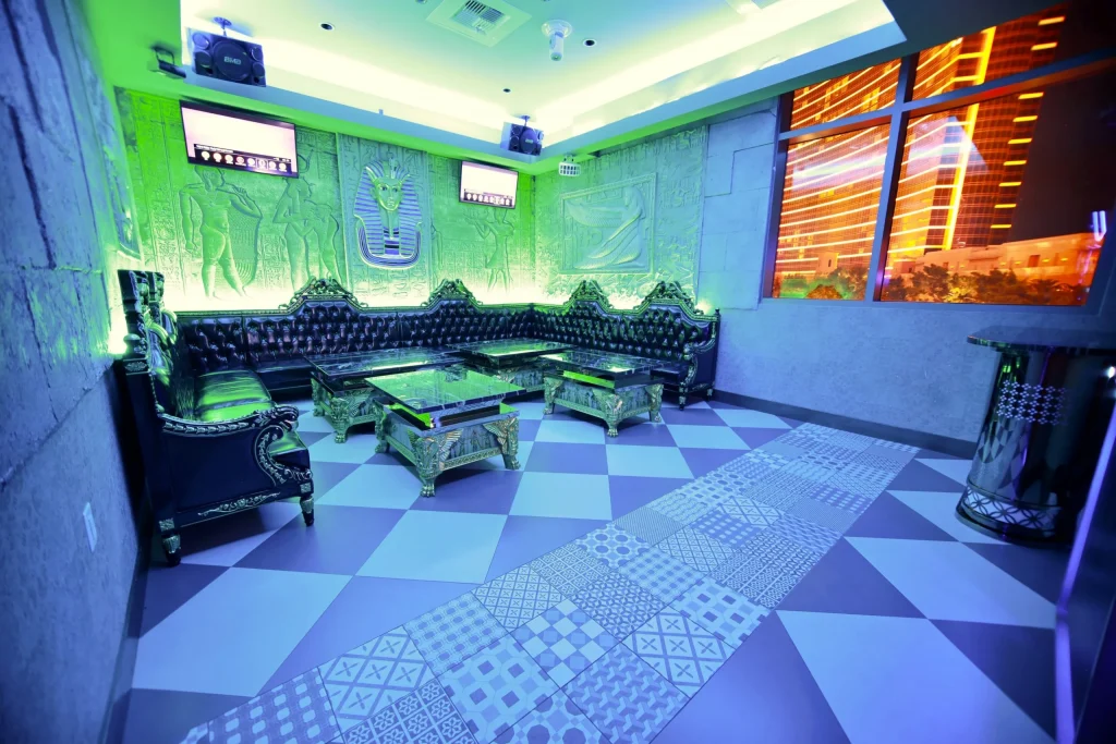 pharaoh karaoke lounge vip bar suite private room vegas 30 guests