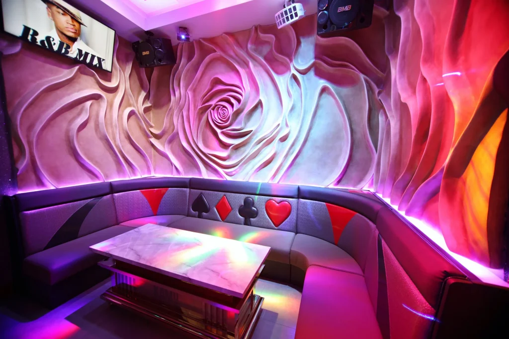 whiskey rose suite private room karaoke las vegas 8 guests tao venetian